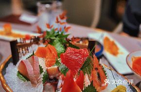 Summer Sashimi Platter