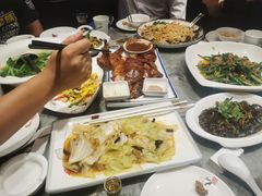 -蔼若春.传承三十年云南菜(金碧公园店)