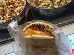 蛋菜夹馍-老马家马蓉蛋菜夹馍·腊牛肉夹馍(回民街店)