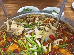 -乡土特色.冷锅鱼.牦牛肉汤锅