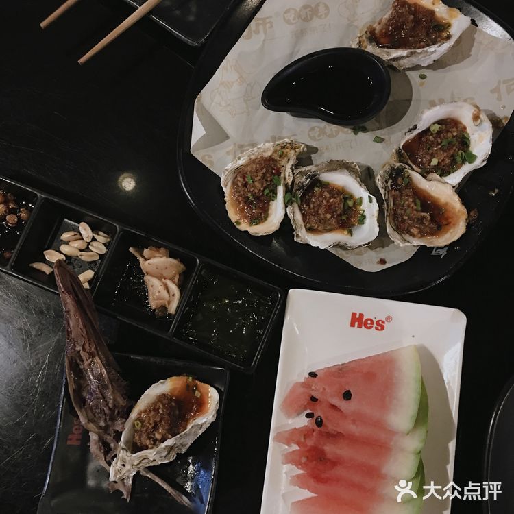 麻辣鲜香，连吃3只不撒手的就是她啦！