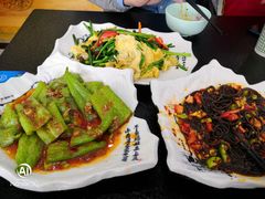 -撒拉人家.酸菜牦牛肉火锅