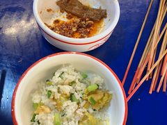 -牛华周记麻辣烫起源店