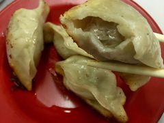 -黄阿姨锅贴大王(万航渡路店)