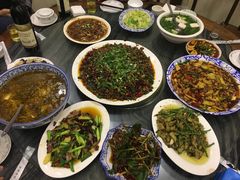 -江湖黑大兔(杨家坪店)