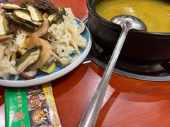 -菌之家·专业纯野生菌火锅·特色炒菌