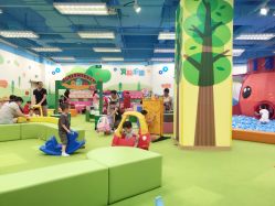 -莫莉幻想儿童乐园(武汉保利广场店)