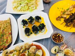 -覃记海鲜美食餐厅