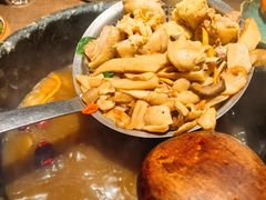 野生菌石锅土鸡-蘑界·野生菌火锅(深业上城店)