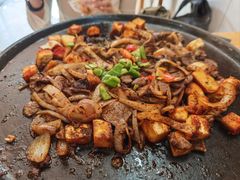 -老周炒拨拉(甘州总店)