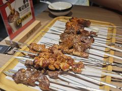 -街角等你.大连海鲜烧烤.经典铁板海鲜串(西安路店)