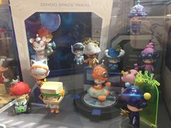 -泡泡玛特POPMART(上海环球港店)