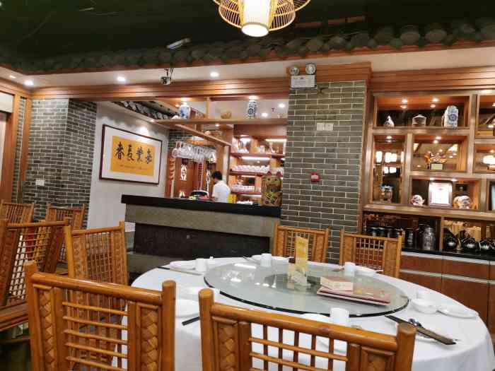 围龙屋客家食府(福田店)-"这家店应该开了很久啊.很硬挺. 环境:.