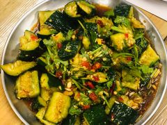 -后街佬·炭火鲜鱼杂(南城店)