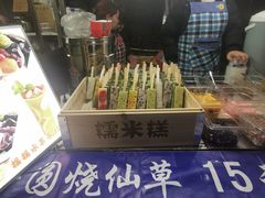 -南湖公园地摊集市