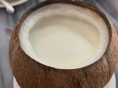 原只椰子炖蛋白-黄师奶甜品店