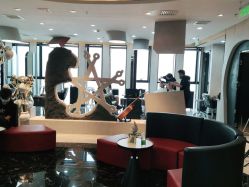 -TOP HAIR SALON