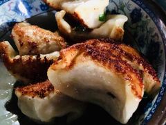 鲜肉煎饺-无名氏宵夜小摊(祝家三姐妹馄饨店)