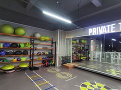 -形馆健身·普拉提(加州店)