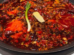 -旧街市鲜货老火锅(大光路店)