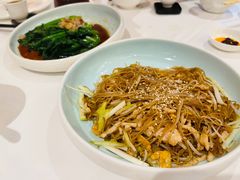 鸡蛋肉丝炒米粉-白天鹅宾馆-宏图府餐厅