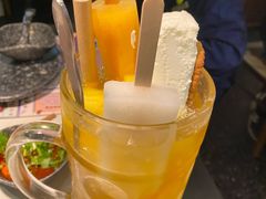 创·世纪菠萝菠萝冰-哥老官重庆美蛙鱼头(宝山龙湖店)