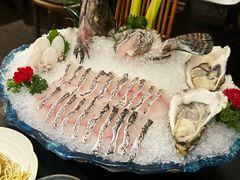 -鲜入唯煮·港式海鲜牛肉火锅(金宝街店)