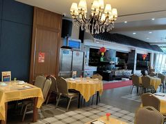 -鹏城人家海鲜酒家·23年老字号(较场尾店)