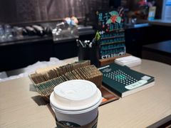 -星巴克臻选(上海今潮8弄店)