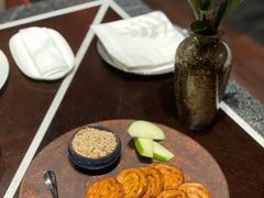 鸭肝酱伴葱油饼-杭州西子湖四季酒店·金沙厅