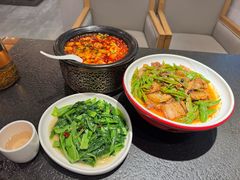 -万重锦·人文川菜馆(骡马市店)