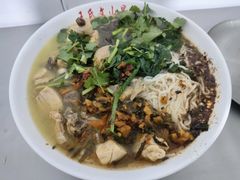 -文山荷鲜居(翠湖店)