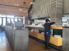 -WOLFGANG PUCK KITCHEN & BAR(迪士尼小镇店)