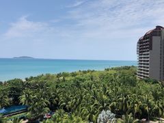 -三亚湾海居铂尔曼度假酒店