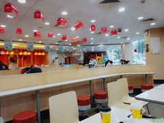 大堂-麦当劳(盐城世纪大道得来速店)