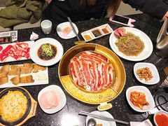 -猪啊牛呀羊啊铜盘烤肉(正大广场店)