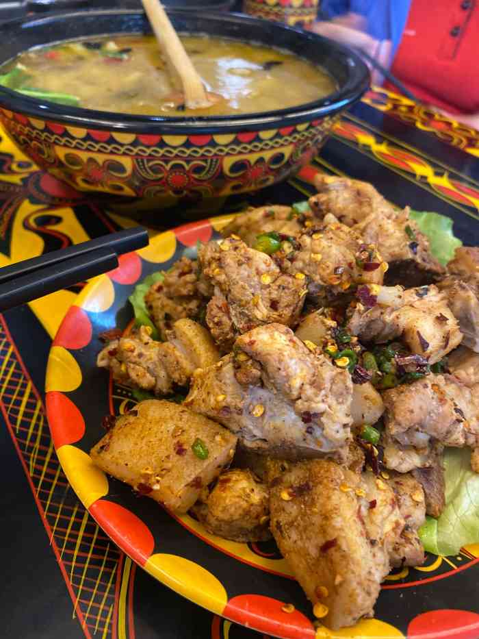 老约家彝家风味-"这家彝族餐是西昌为数不多的价廉物美的,其.