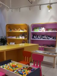 -玩元素·家庭游乐成长中心(香格里拉店)
