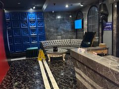 -欢乐迪KTV(南坪上海城店)