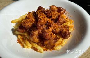Salted Pepper Palm Knuckle