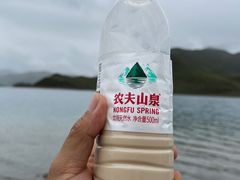 -羊卓雍措