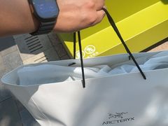 -ARC'TERYX始祖鸟(奕欧莱奥特莱斯店)