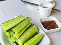 黄瓜沾酱-那达慕蒙古风味酒楼