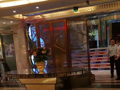 -蓝尊量贩(黄河路店)