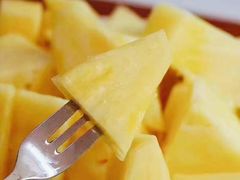 -上海龙吴水胜海发市场