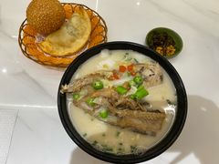 -华新胖子鱼粉(衡阳总店)