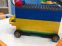 -百变天才机器人编程中心·信奥·无人机·科技特长生(金田广场店)