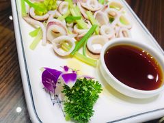 白灼鱿鱼-潮三爷砂锅焗海鲜·生腌·海鲜粥(朝晖店)