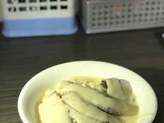 猪颈肉芝士捞公仔面-新记餐厅(香槟大厦店)