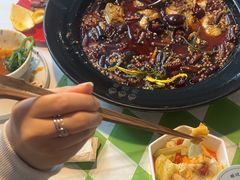 -渔语鱼酸菜鱼新川菜(来福士店)